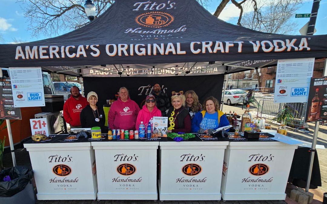 Mardi Gras – Tito’s Trailer at Taste of Soulard & Purina Pet Parade